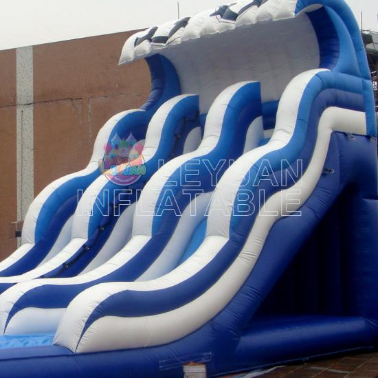 Inflatable Wave slide